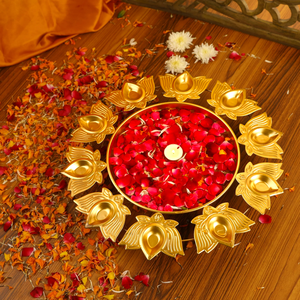 Juego de Diyas de Hierro con Diseño Tradicional de Loto, Lámpara de Aceite Decorativa Hecha a Mano de 14 Pulgadas para Pooja, Diwali y Decoración Festiva del Hogar - Product Image 4