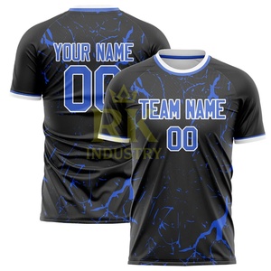 Maillot de football unisexe personnalisable à prix abordable, bleu et noir contrastés, séchage rapide, respirant, 100% polyester, nom d'équipe personnalisé, fan - Product Image 4