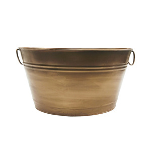 La durabilité, l'élégance et l'efficacité font de l'un des seaux à glace en métal un accessoire indispensable pour toute occasion de service de boissons. - Product Image 5