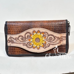 2025 Fabricante al por mayor Patrón de cocodrilo Cartera de cuero con cremallera para mujer con correa de mano de agarre Embrague de gran capacidad - Product Image 1