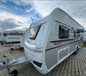 Autocaravana Familiar de Lujo 4x4 Usada 2026, Remolque Camper, Caravana de Fibra de Vidrio, Casa Móvil para Aventuras, Camping y Viajes - Product Image 1