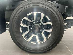 2025 para Toyota Land Cruiser LC79DC Dirección de mano derecha utilizada con asientos de tela - Product Image 6