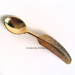 Arte creativo moderno Totalmente de alto grado Chapado en oro Calidad Premium Metal Hecho Pluma Diseñador Cuchara Mango Cubiertos Suministros - Product Image 1