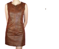 Robe en cuir de genou de femme avec Logo personnalisé/robe en cuir de mouton à la mode/robe en cuir marron de nouveau design pour femme