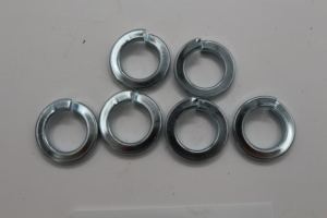 แหวนล็อคสปริงแบบแยกส่วนสำหรับงานหนัก รุ่น 5540167400 สำหรับยึดติดที่ทนทานต่อแรงสั่นสะเทือนในงานก่อสร้างหนักและเครื่องจักรอุตสาหกรรม - Product Image 2