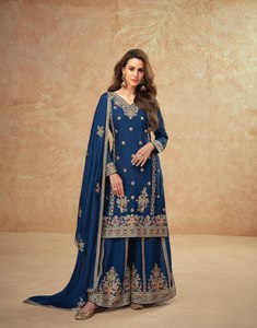 New Designs of Pakistani Style High Quality Heavy <b>Fabric</b> Wedding Anarkali Salwar Suit Fully Stitched for Sale at Best Prices - Product Image 3