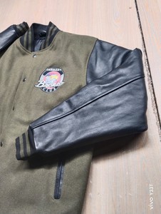 Veste d'hiver pour hommes personnalisable de haute qualité Varsity Letterman Baseball Design toile solide décontracté avant coupe-vent imperméable - Product Image 5