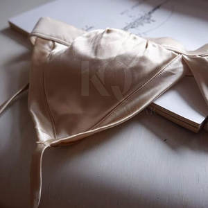 Soutien-gorge en cuir contemporain pour femmes avec bretelles réglables et design épuré - Product Image 6