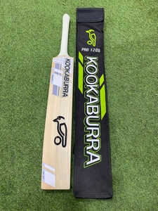 ไม้คริกเก็ตปากีสถานขนาดมาตรฐาน ทนทาน เป็นมิตรกับสิ่งแวดล้อม สำหรับผู้ใหญ่ รุ่นซุปเปอร์พาวเวอร์แคนนอน ทำจากไม้เอ็นจิชเชียนวิลโลว์ พร้อมปลอกป้องกันเต็มรูปแบบ - Product Image 3