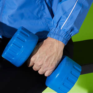 Veste de fitness pour homme pour l'hiver Technologie évacuant l'humidité et panneaux extensibles pour le confort et le mouvement - Product Image 6