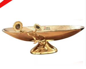 Tazón para servir comida de forma redonda de metal con acabado dorado de gran calidad con diseño de flores para restaurante de hotel - Product Image 1