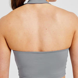 Vente en gros de crop top Halternack gris personnalisé pour femmes, extensible et beurré, doux et léger, t-shirts d'entraînement de fitness pour femmes - Product Image 3