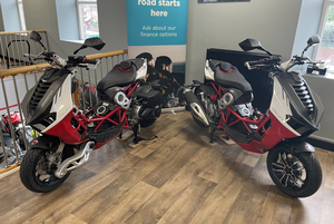 2024ดั้งเดิม Italjets dragsters 200 181cc ใหม่ซูเปอร์ไบค์ปรับแต่งได้เกรดอุตสาหกรรม - Product Image 2