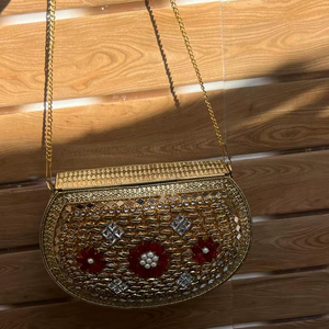 Bolsos de Mano Elegantes de Metal con Mosaico para Mujer, Bolsos Cruzados, Bolsos de Maquillaje, Bolsos Hechos a Mano con Estilo, Bolsos Personalizados de Alta Calidad al por Mayor - Product Image 4