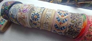 Cordones Bordados florales multicolores hechos a medida en colores surtidos para diseñadores de sombreros de ropa infantil y diseñadores de bolsos - Product Image 4