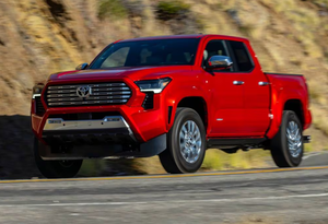 Tacoma SR TRD Sport 2025, 4 portes, double cabine, transmission intégrale, 5.0 Ft. SB (2.4L 4 cylindres turbo essence/électrique hybride 8A), SUV, sièges en cuir, panoramique - Product Image 2