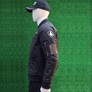 Veste de sécurité noire personnalisée pour l'hiver, uniforme de garde de sécurité, vêtements de travail chauds et imperméables pour hommes et femmes - Product Image 3