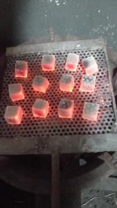 Carbón Vegetal de Cáscara de Coco Superior para Narguile: Combustión Duradera en Forma Hexagonal, un Producto Increíble - Product Image 2