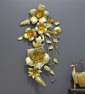 Branches d'art mural en aluminium et fer avec fleurs Derniers designs Finitions dorées Meilleurs prix Articles de décoration murale pour le salon - Product Image 5