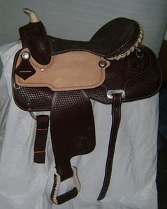 Ensemble de selle de course Western en cuir véritable de buffle confortable avec coussinet et pointe dans toutes les tailles - Product Image 4
