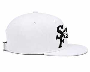 Gorra Snapback Blanca de 5 Paneles con Bordado Frontal del Logotipo de la SF Fox en Negro, Visera Plana, Unisex, Estilo Casual Urbano, Mezcla de Algodón - Product Image 3