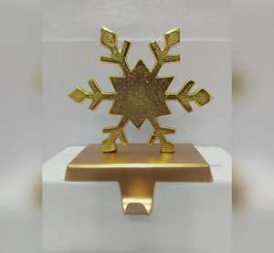 Soporte de Metal Dorado de Lujo para Calcetines Navideños, Decoración Navideña Premium para el Hogar a Precio Económico - Product Image 3