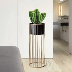 Maceta Negra con Soporte de Metal para Decoración Moderna del Hogar, Exhibición Elegante de Plantas de Interior para Sala de Estar, Dormitorio y Oficina - Product Image 6