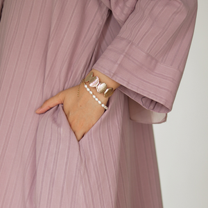 Abaya Maxi Recta para Mujer, Diseño Moderno y Personalizado, 100% Seda Chifón, Ecológica, Transpirable, con Hermosos Diseños Personalizados - Product Image 2