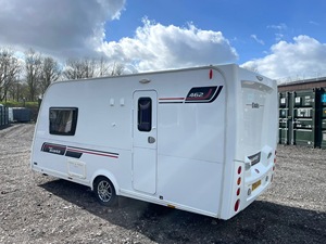 Autocaravana Remolcable 2025 para Camping y Viajes, Estándar de Emisiones Euro 6, Capacidad para 4-6 Personas, Cómoda - Product Image 4