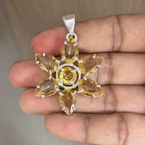 Collier pendentif en cristal de citrine de haute qualité, plaqué argent, fleur, bijoux bohèmes pour enfants, prix d'usine, vente en gros - Product Image 1