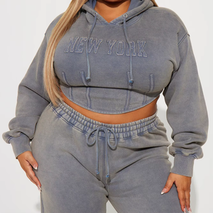 เสื้อฮู้ดแบบสั้นสำหรับผู้หญิงชุดเสื้อครอปสีพื้นพิมพ์โลโก้ออกแบบได้ตามต้องการ - Product Image 6