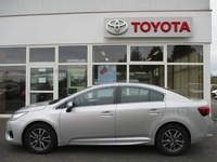 Harga Grosir Termurah Mobil Bekas Toyota Avensis 1.8L Mesin Bensin Otomatis Turbo Mobil Bekas Dijual