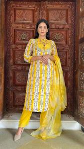 เสื้อผ้าไหมสำหรับผู้หญิงลายดอกไม้ดีไซน์เนอร์พร้อมด้วยเกอร์ติส Pent จัดส่งฟรีทั่วโลก - Product Image 4