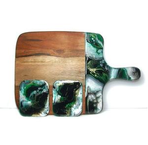 Tabla de cortar de madera Tabla de cortar de resina de arte funcional epoxi Utensilios de cocina de madera con mango Tabla de queso de resina y utensilios de cocina - Product Image 1