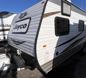 Meilleur!! Camping-cars d'occasion abordables 2025 Jayco Jay Flight 174BHSL 2020 – Remorques de voyage disponibles - Product Image 1