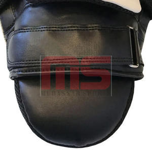 Coussinets de mise au point en cuir véritable de haute qualité ensembles de boxe professionnels mitaines de poinçonnage personnalisées pour l'entraînement aux arts martiaux du Pakistan - Product Image 5