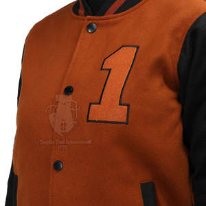 Veste d'hiver légère et respirante en peau de mouton et coton tricoté, sur mesure, nouveau style, veste de baseball pour femmes, fabriquée au Pakistan - Product Image 6