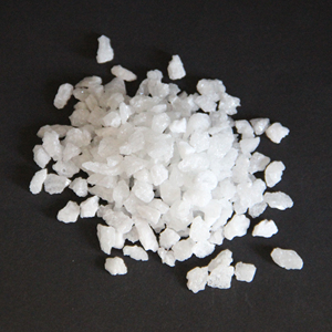 ล้อขัดวัตถุอะลูมิเนียมผสมสีขาว99% Al2O3 3-5มม. มีความบริสุทธิ์สูงใช้สำหรับการผลิต - Product Image 1