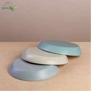 Bandeja de Bambú Hilado Artesanal - Duradera, Ligera, Ecológica, Fácil de Limpiar, Acabado Lacado para Catering y Uso Residencial - Product Image 2