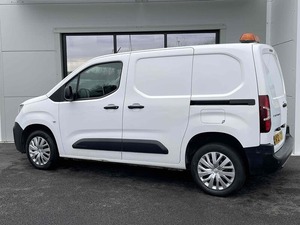 PEUGEOT PARTNER 1.5 BLUEHDI 1000 PROFESSIONAL 2021 d'occasion en bon état, conduite à gauche/droite - Product Image 2