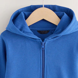 Sweat-shirts unisexe de haute qualité pour garçons, avec poches latérales, fermeture éclair, manches longues et capuche, pour les acheteurs en gros. - Product Image 2