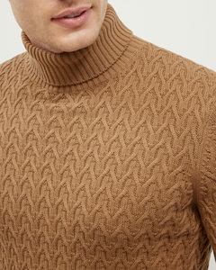 Fournisseur de tricots en gros Pull 100% coton pour hommes pour l'hiver Pull uni décontracté avec logo et broderie personnalisés - Product Image 4