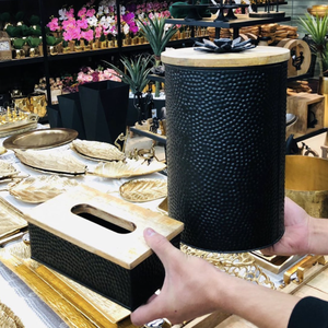 Boîte à mouchoirs en métal fini doré avec couvercle en bois utilisation dans les restaurants boîte à mouchoirs en papier décorative faite à la main - Product Image 5