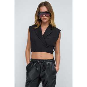 Chaleco Corto Informal con Logotipo en la Parte Delantera - Product Image 1