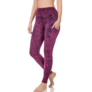Mallas de mujer lavadas con ácido personalizadas, mallas de diseño deportivo de talle alto para yoga de tela suave para Mujer | Ropa deportiva - Product Image 6