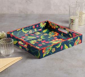 Plateau de service en bois émaillé au design moderne pour la décoration de table de cuisine - Product Image 1