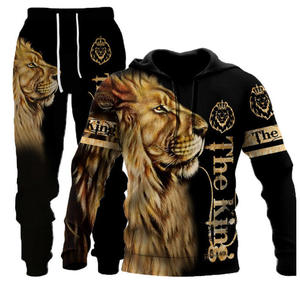 ชุดกีฬาผู้ชายสไตล์เกาหลีสำหรับฤดูใบไม้ผลิและฤดูใบไม้ร่วง ชุดลำลองออกกำลังกายแบบสองชิ้น เสื้อฮู้ดมีซิปพร้อมกางเกงขายาวพิมพ์ลาย มีกระเป๋าหลายช่อง - Product Image 4