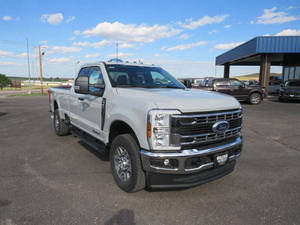 Ford F-250 Super Duty XLT 2025: Construido como una Bestia - Product Image 2