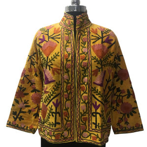 Chaqueta de terciopelo transpirable de longitud corta para mujer hecha a mano Multicolor Suzani bordado Diseño Floral chaqueta artesanal - Product Image 1