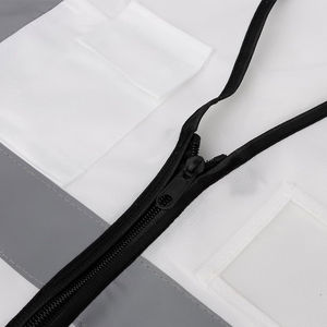 Chaleco de Seguridad Multiusos Transpirable, Impermeable y de Secado Rápido con Diseño Reflectante, Colores Personalizados y Material de Poliéster - Product Image 5